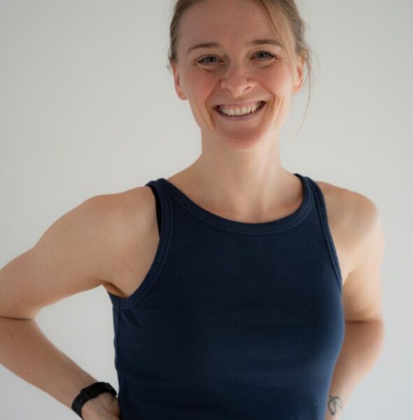 Grow Yoga Sanja Sonne Yoga Lærer Yoga Studio